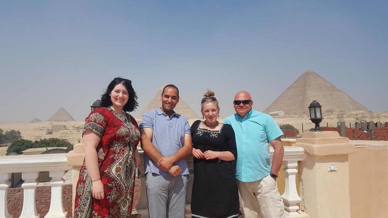 Royal Pyramids Inn Cairo Exterior photo